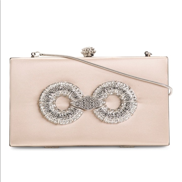 Badgley mischka clutch Clearance